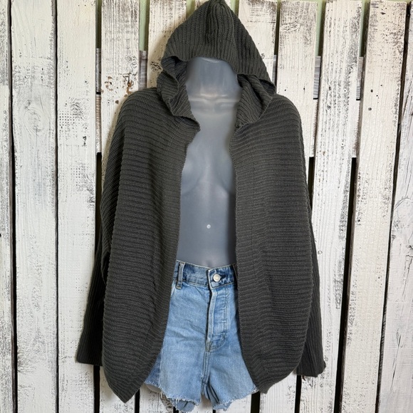 Rhapsody Cardigan Hoodie Sweater Open Front Womens Small Gray Grunge Goth Vibe - Picture 6 of 12